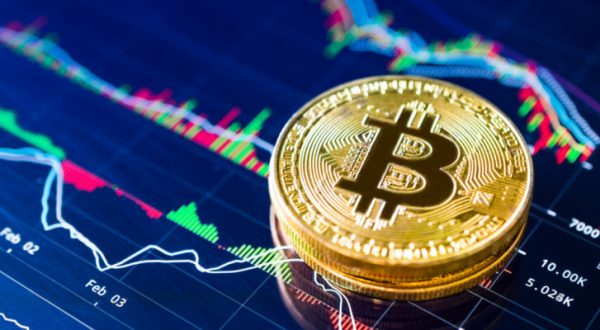 Bitcoin: e’ crisi, la piu’ nera nei suoi 10 anni vita