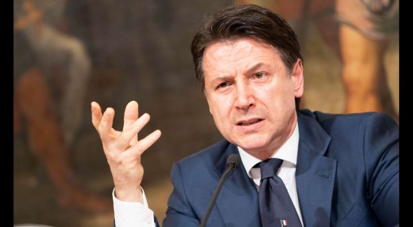 La Commissione Ue accetta le richieste di Conte: “Grandi progressi, sì al ‘Recovery Fund’”