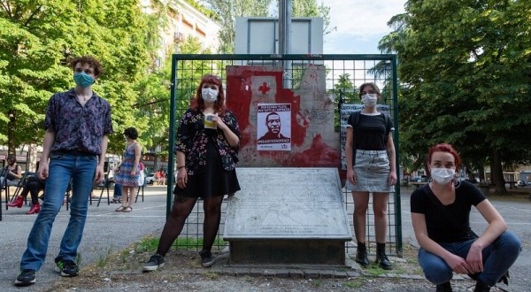 In piazza dell’Unità a Bologna una targa per George Floyd