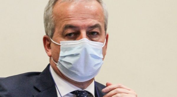 Coronavirus, Locatelli “Vaccino da metà gennaio”