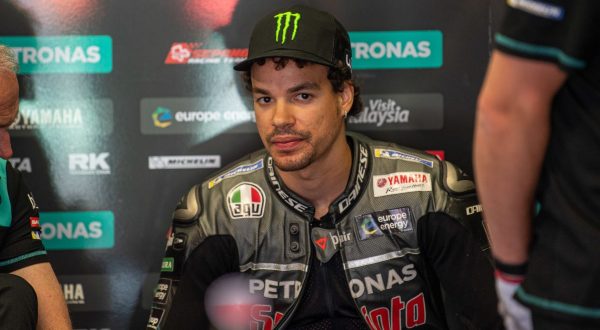 Morbidelli in pole su Miller a Valencia, 12° Mir, 16° Rossi