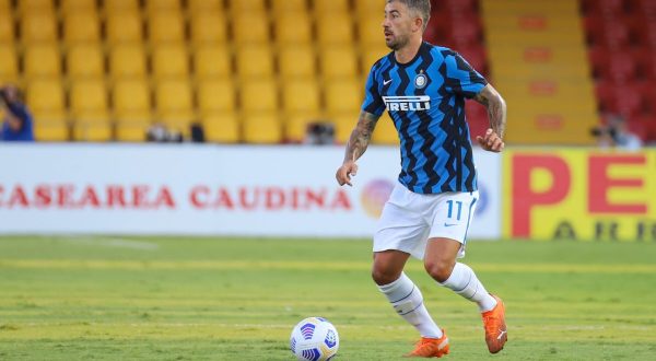 Altra tegola per l’Inter, Kolarov positivo al coronavirus