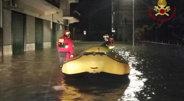 Ancora maltempo in Calabria, 40 evacuati nel Cosentino