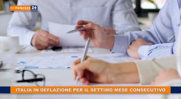 Italia in deflazione per il settimo mese consecutivo