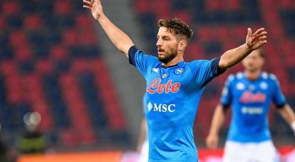 Mertens non basta, il Napoli fa 1-1 contro l’Az Alkmaar