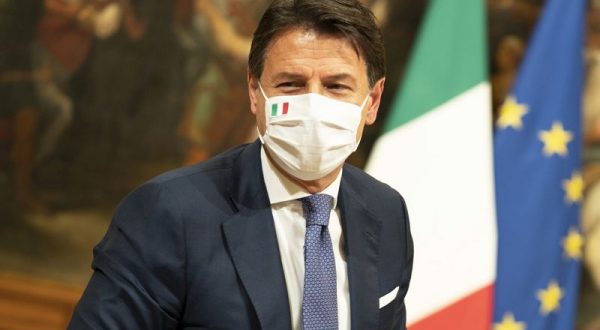 Conte “Rimpasto? Nessuno lo ha chiesto ma confronto doveroso”