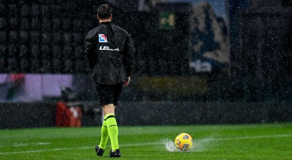 Campo impraticabile a causa della pioggia, rinviata Udinese-Atalanta