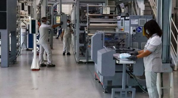 Industria, a ottobre fatturato e ordini in crescita