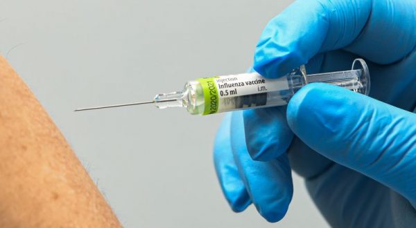 Screening e vaccinazioni, per i farmacisti si apre una nuova fase