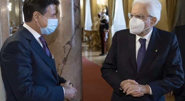 Conte a Mattarella “Sulla crisi chiarimento politico in Parlamento”