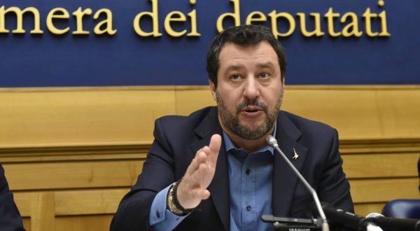 Salvini “Faranno offerte da suk per un Governo minestrone”