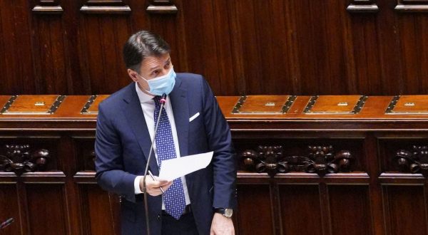 Conte alla Camera “Adesso si volta pagina”