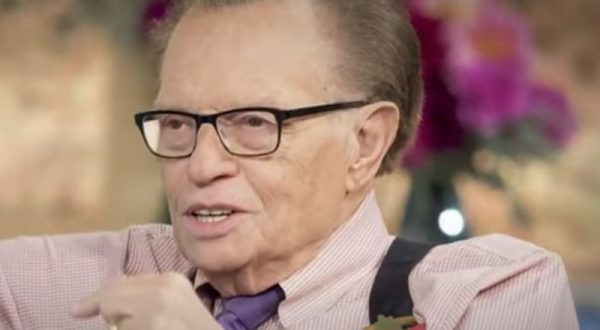 Morto Larry King, il “re” dei talk show Usa