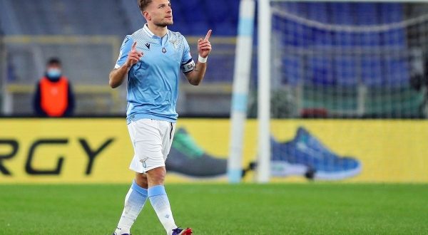 La Lazio batte 2-1 in rimonta il Sassuolo, decisivo Immobile