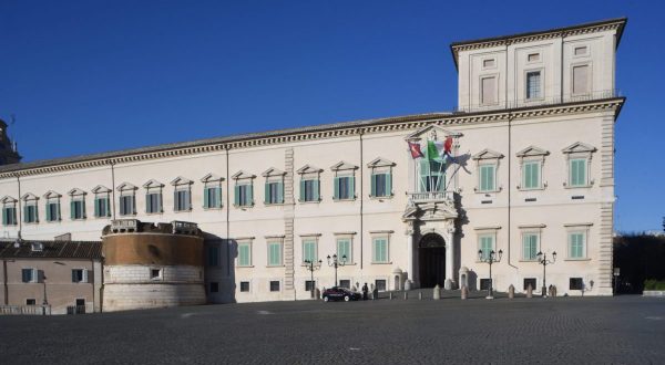 Consultazioni al via, Mattarella incontra Casellati e Fico