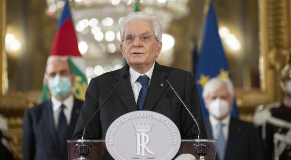 Mattarella convoca Fico “Verificare la praticabilità di una maggioranza”