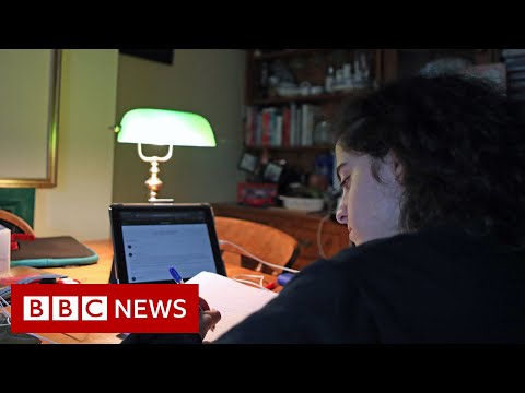 Is university worth the money in lockdown? – BBC News