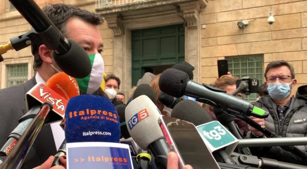 Salvini “No al Governo con tutti dentro”