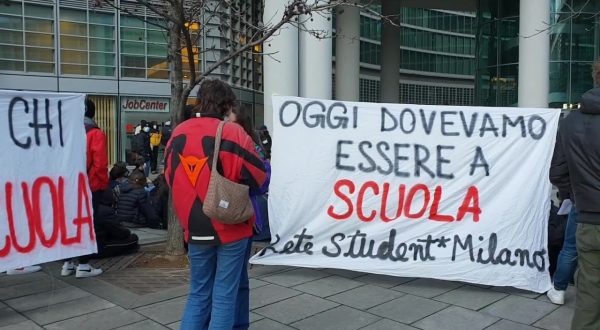 Ancora una protesta degli studenti: “No alla Dad”