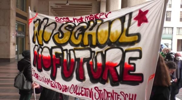 Scuola, manifestazioni in tutta Italia