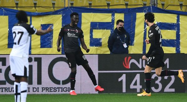 Mihajlovic sorride, il Bologna vince 3-0 il derby col Parma