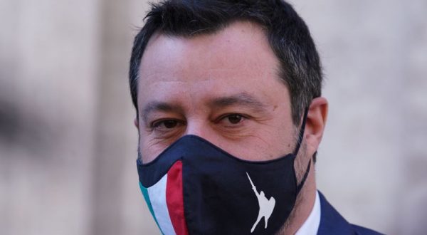 Salvini “Basta allarmismi, ci sarà un cambio di marcia”