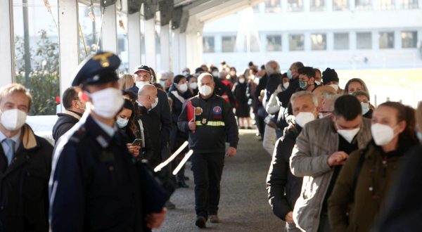 Da domenica Campania, Emilia-Romagna e Molise in zona arancione