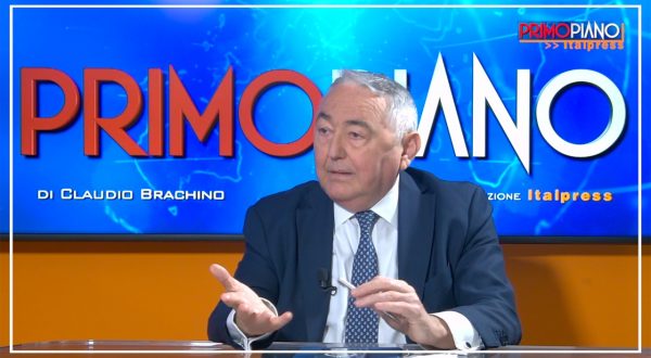 Carelli “Il centro è un arcipelago, va aggregato e federato”