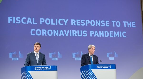 La Commissione Ue sospende il Patto di Stabilità fino al 2023