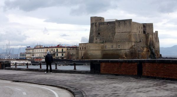 Covid, la Campania passa in zona rossa