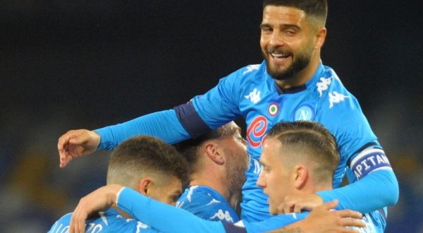 Doppio Insigne e Osimhen, Napoli-Bologna 3-1