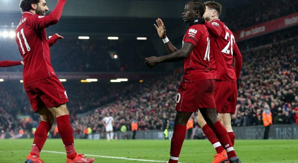 Salah e Manè guidano il Liverpool ai quarti, Lipsia fuori