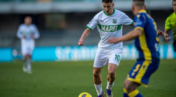 Vittoria e sorpasso, il Sassuolo batte 3-2 il Verona