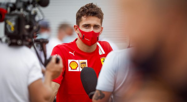 Leclerc “Non credo che la Ferrari lotterà per il Mondiale 2021”