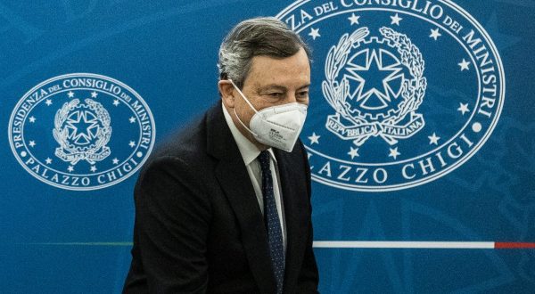 Draghi “La scuola fino alla prima media riaprirà dopo Pasqua”