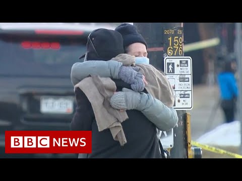 Colorado community mourns the loss of 10 of their own – BBC News