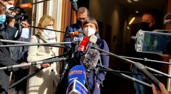 Letta, Serracchiani: “Da Letta parole chiare e giuste per ripartire”