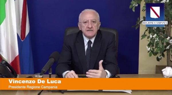 De Luca “Accordo per Sputnik in Campania, pronti a fornire dosi”