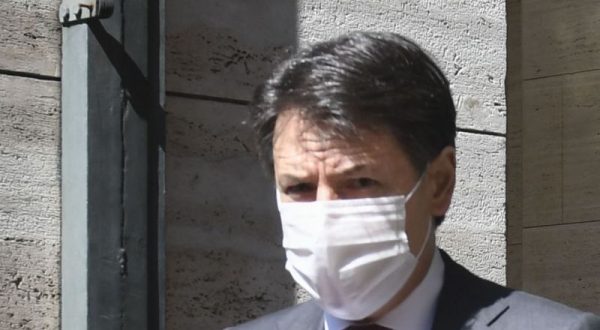 Conte “Grande impegno miei governi in politica estera”