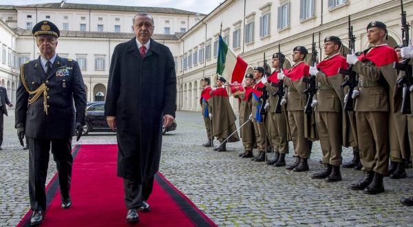 Erdogan “Draghi è stato maleducato e scortese”