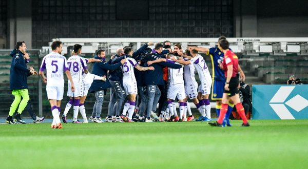 Colpo salvezza, la Fiorentina vince 2-1 a Verona