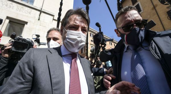 M5S, Conte “Rousseau fornisca i dati degli iscritti”