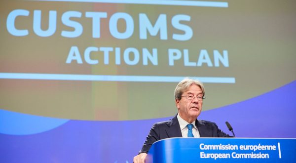 Ue, Gentiloni “Pil in calo nel primo trimestre ma 2021 sarà in crescita”