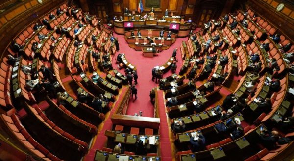 Covid, Senato respinge mozione di sfiducia contro Speranza