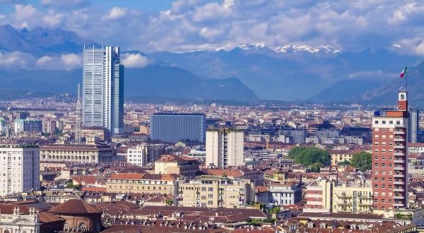 Finanziamenti sostenibili e beneficenza, iniziativa di Intesa Sanpaolo