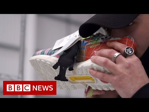 How to sniff out fake trainers – BBC News