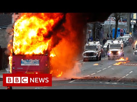 Petrol bombs thrown in Belfast as Northern Ireland violence continues – BBC News