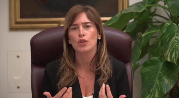 Boschi “Grillo si vergogni, fa torto a donne vittime violenza”