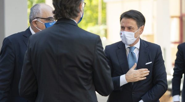 Conte “Casaleggio consegni i dati, non può fermare il M5S”