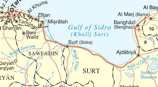 Spari contro peschereccio italiano in Libia, ferito il comandante